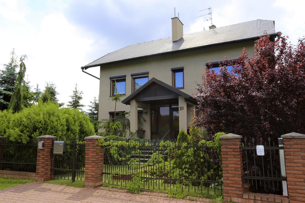 10 Bed And Breakfast Poznań Exterior foto